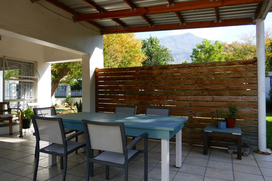 4 Bedroom Property for Sale in Villiersdorp Western Cape